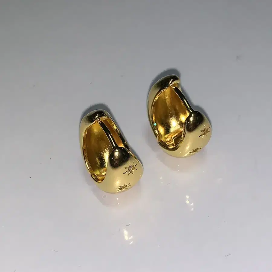 gold cubic earrings