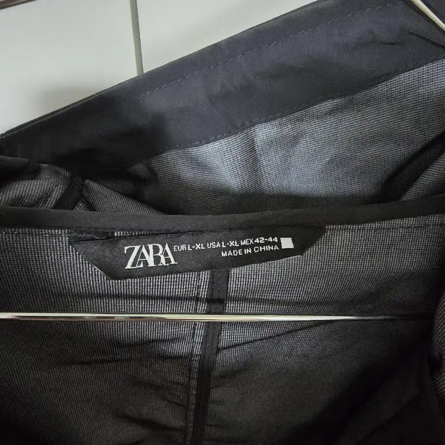 ZARA 남성 후드 야상