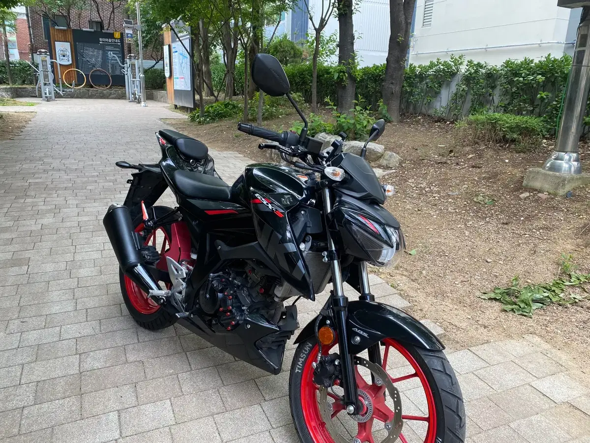 2019년 스즈끼 GSX-S125 판매합니다.