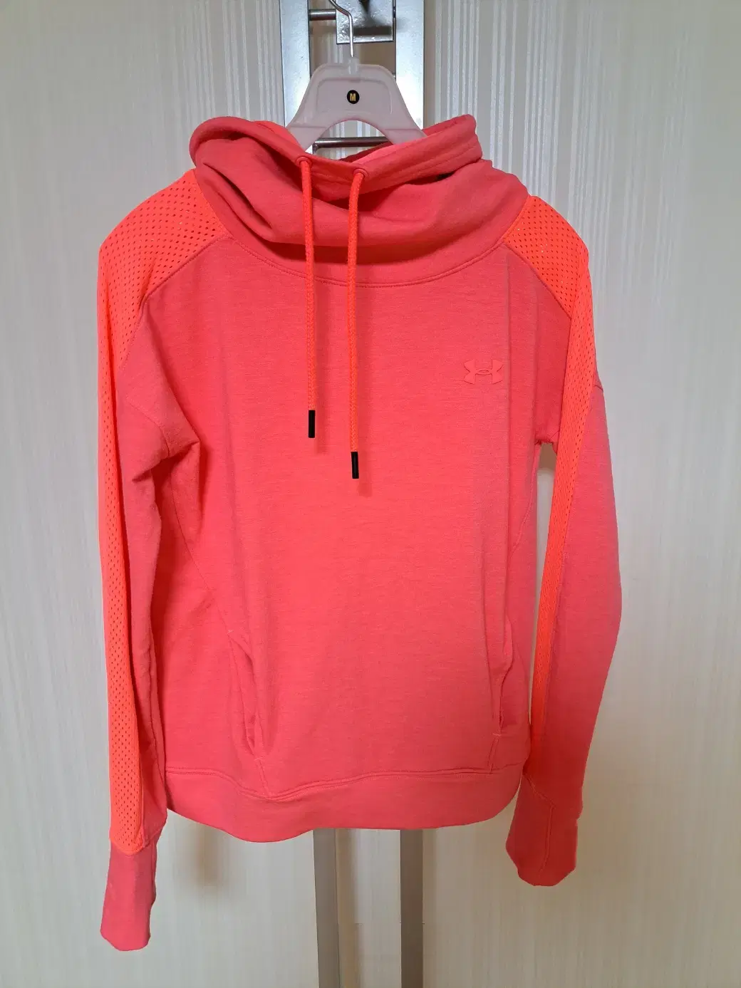 UNDER ARMOUR Women's Hoodie Women's Track & Field Hoodie