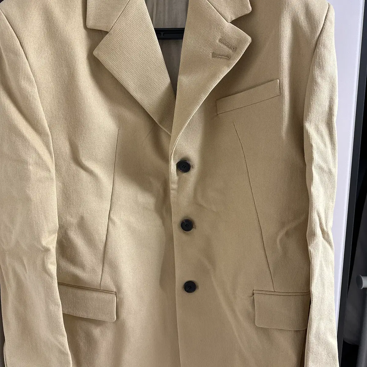 [L] STU 3 Button Blazer Beige