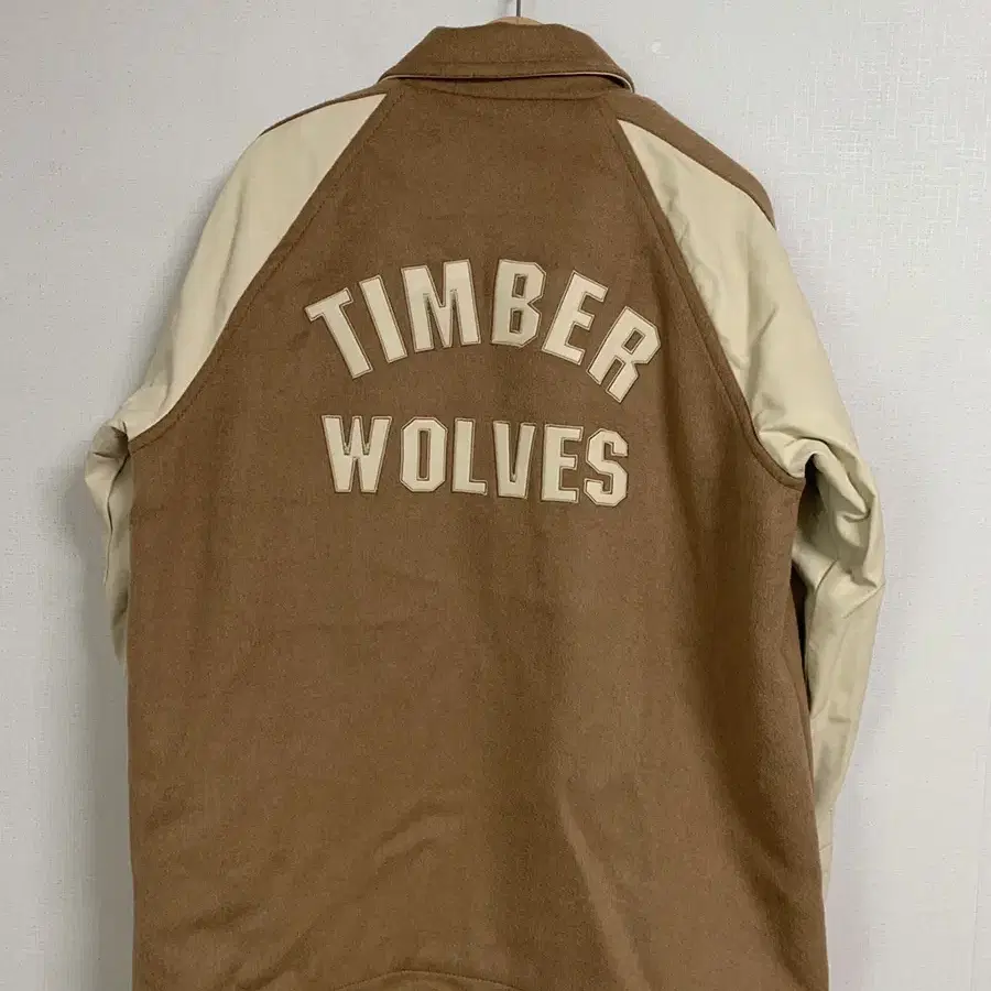 [XL]NBA TIMBER WOLVES 울 앙고라 스타디움 자켓(새제품)