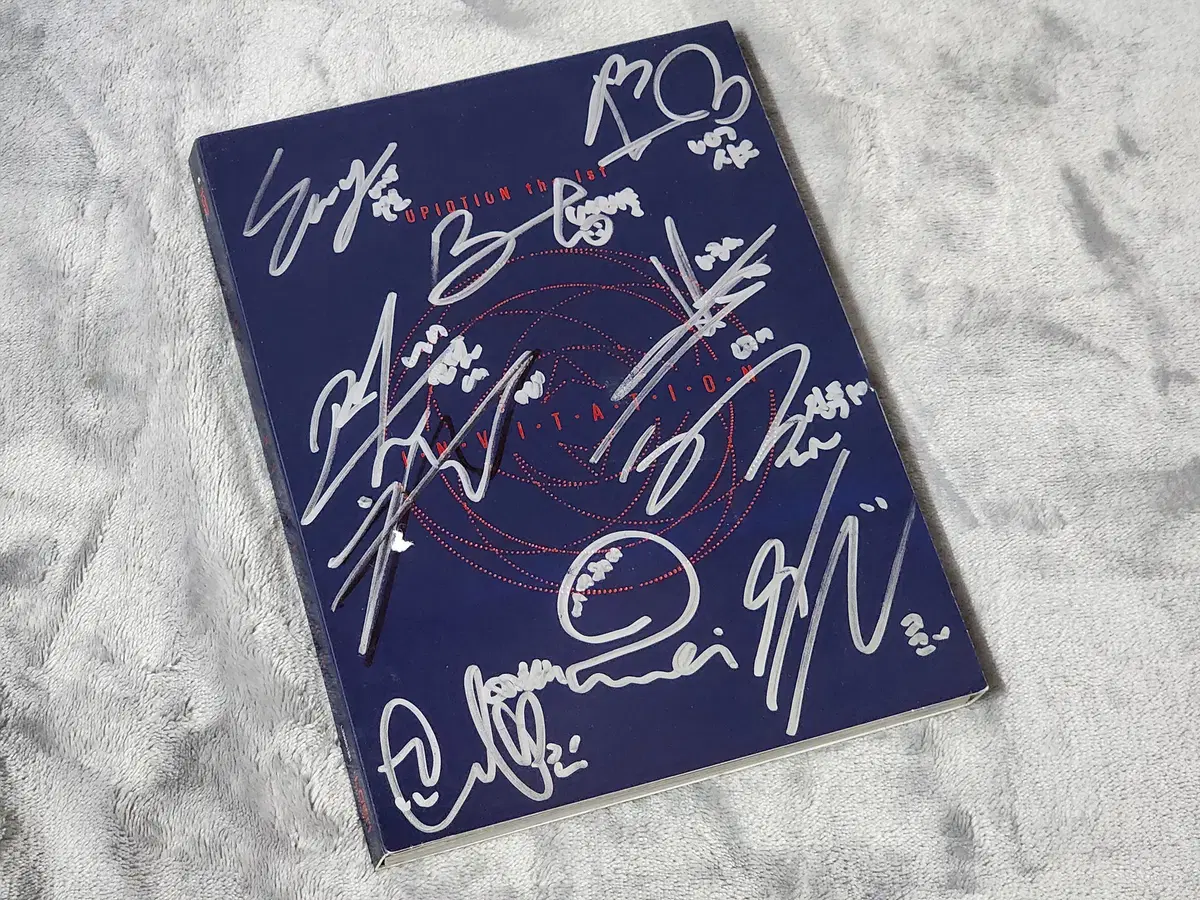 RARE/UP10TION Autographed signature album Limited/UP10TION Candyland Navy