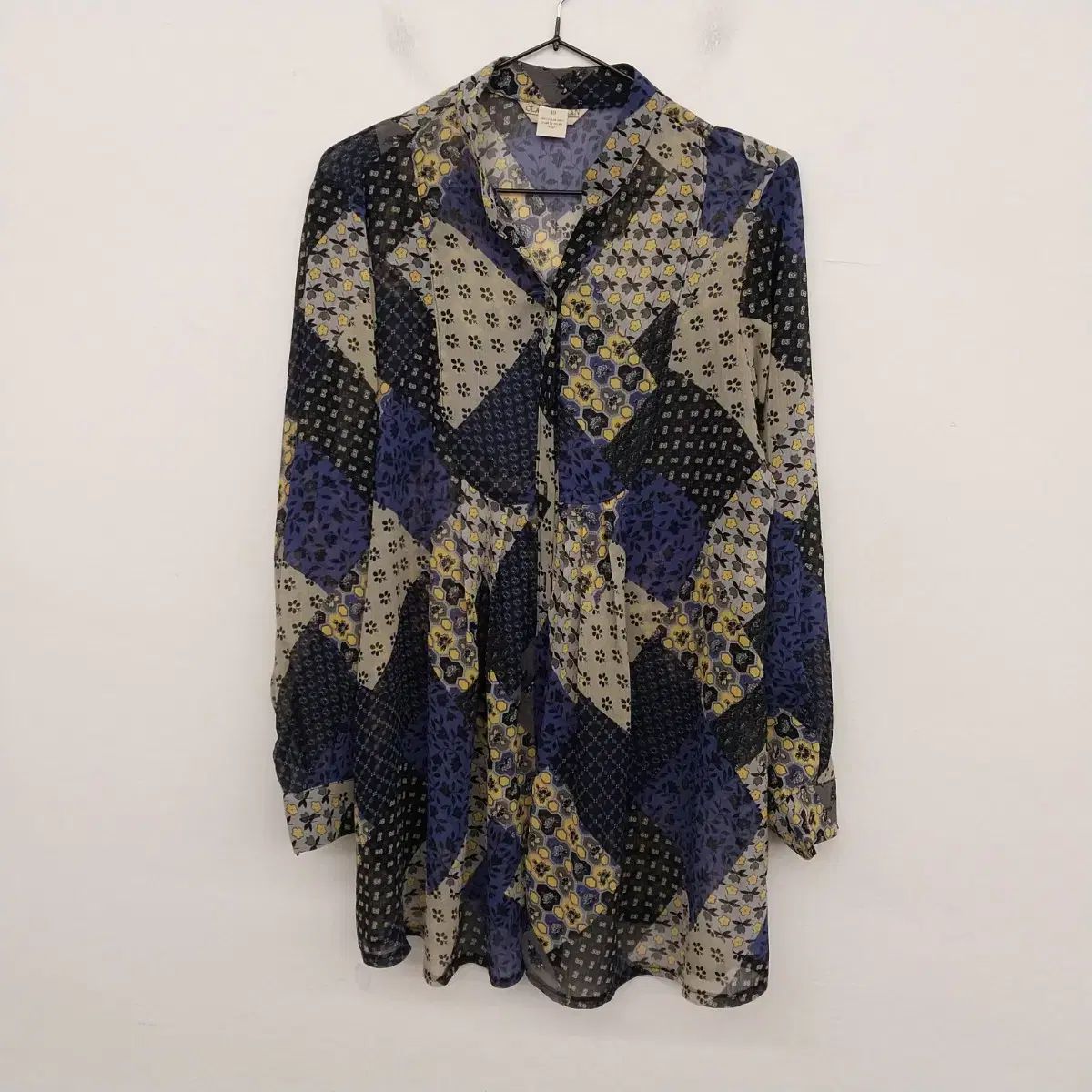 [women66 size] CLAN by MILAN pattern blouse sells.