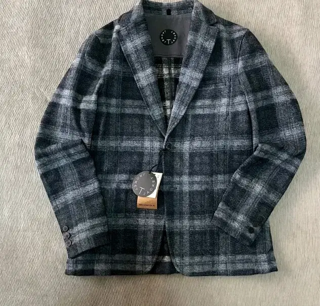 New and unworn beanpole coat 95-98