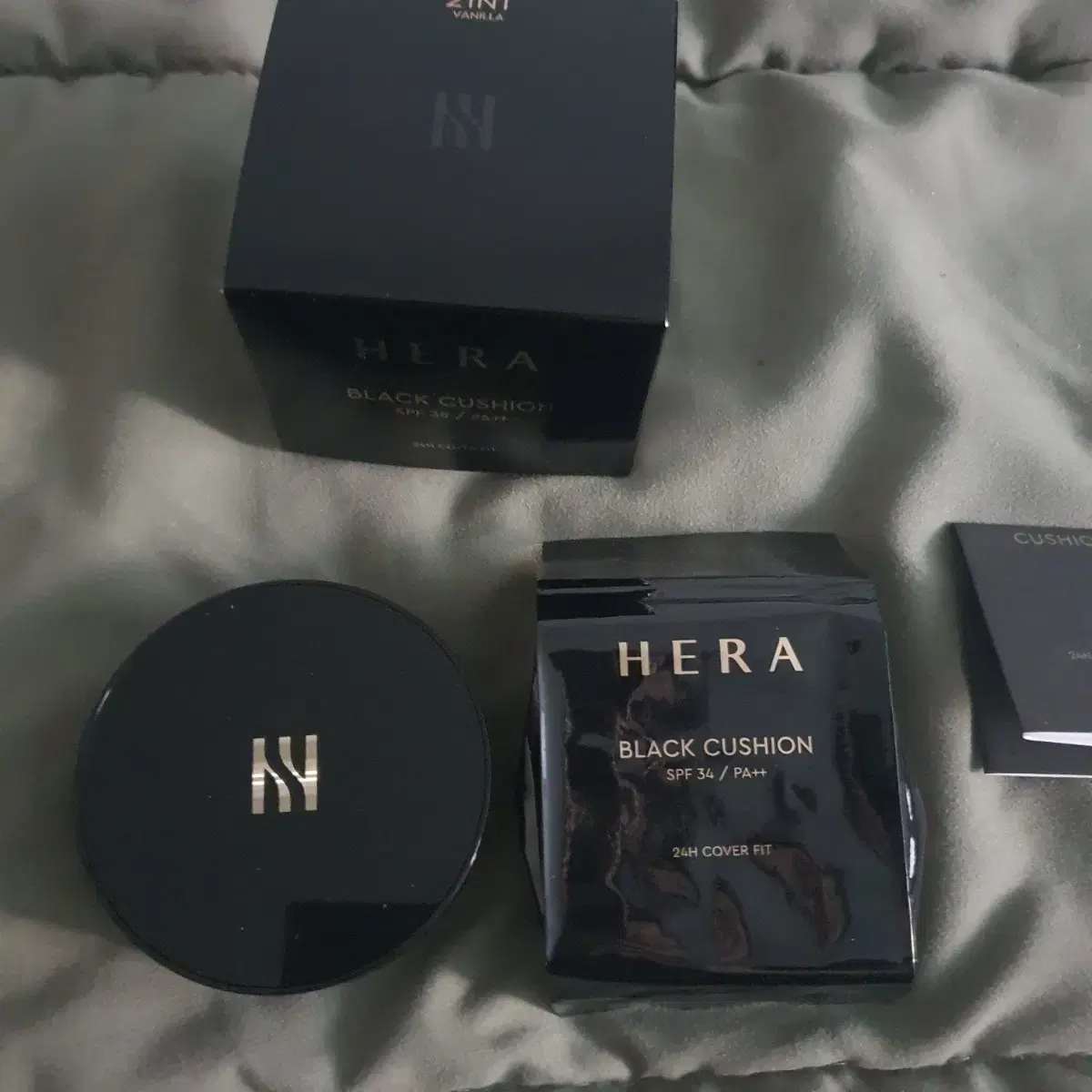 New product Hera Black Cushion 21N 2-piece set (main product + refill)