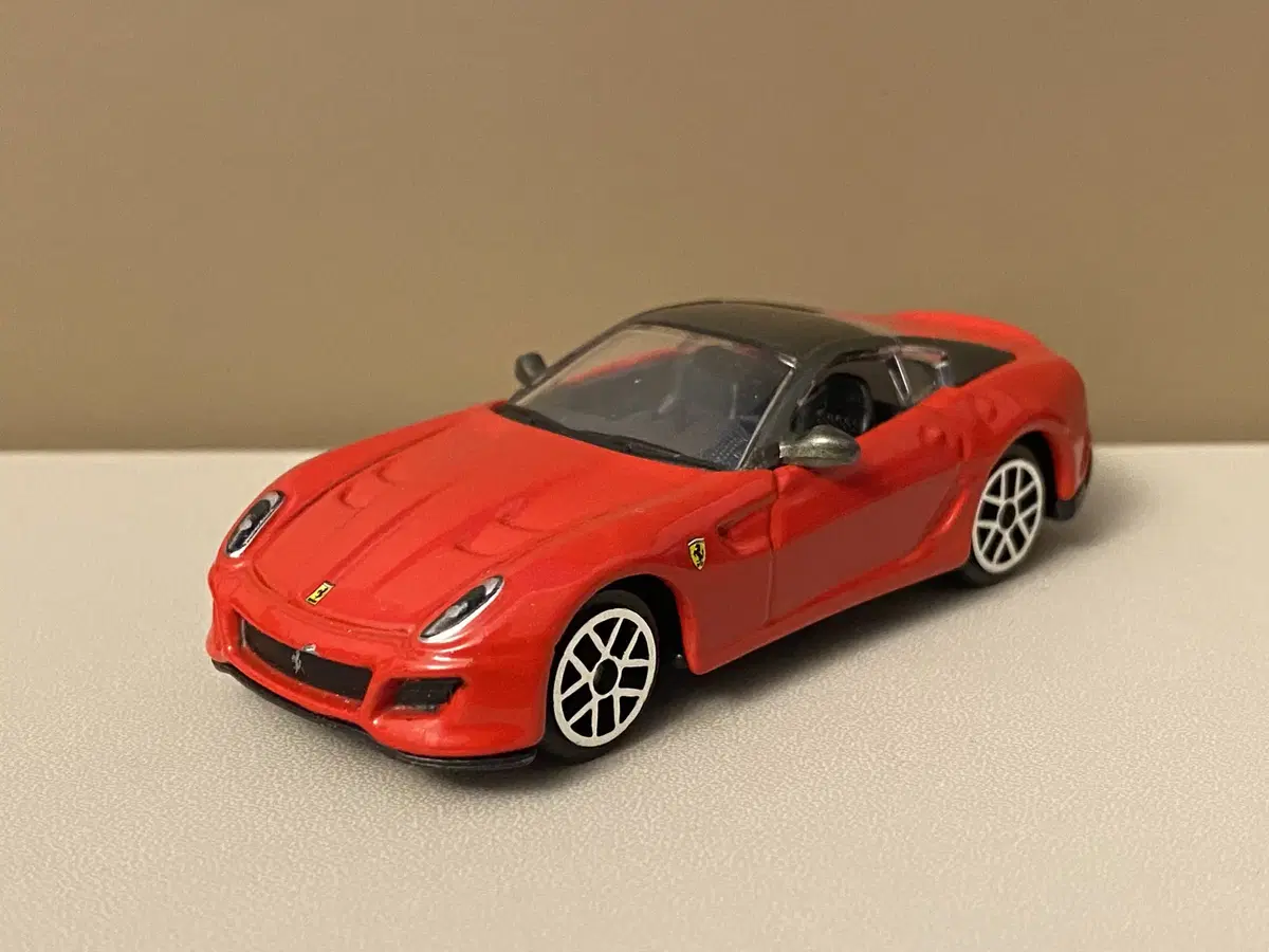 1:64 다이캐스트 부라고 페라리 599 GTO