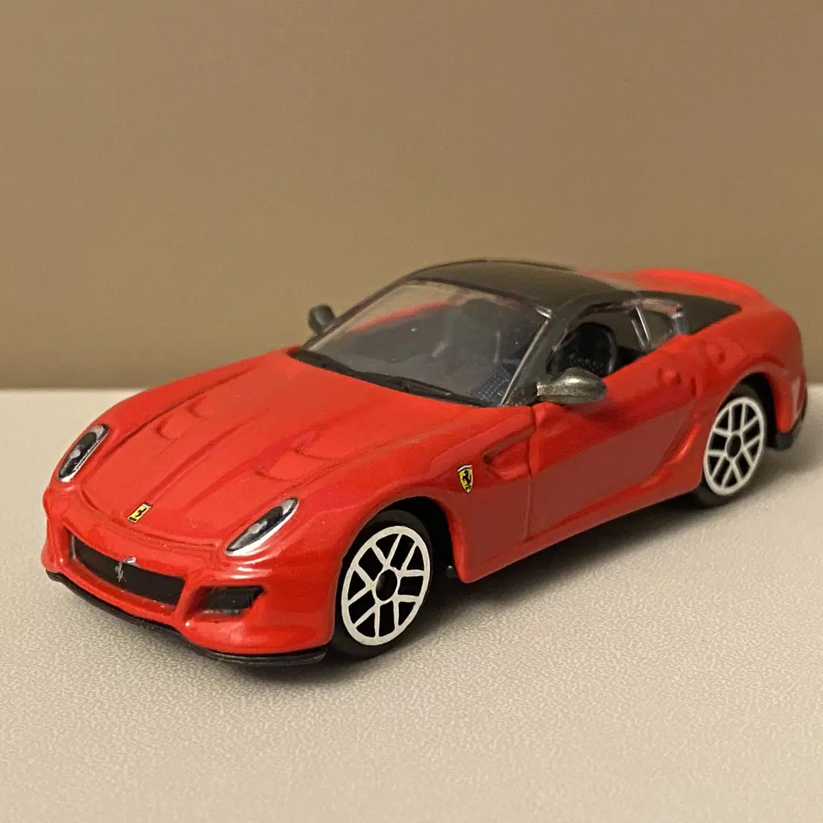 1:64 다이캐스트 부라고 페라리 599 GTO