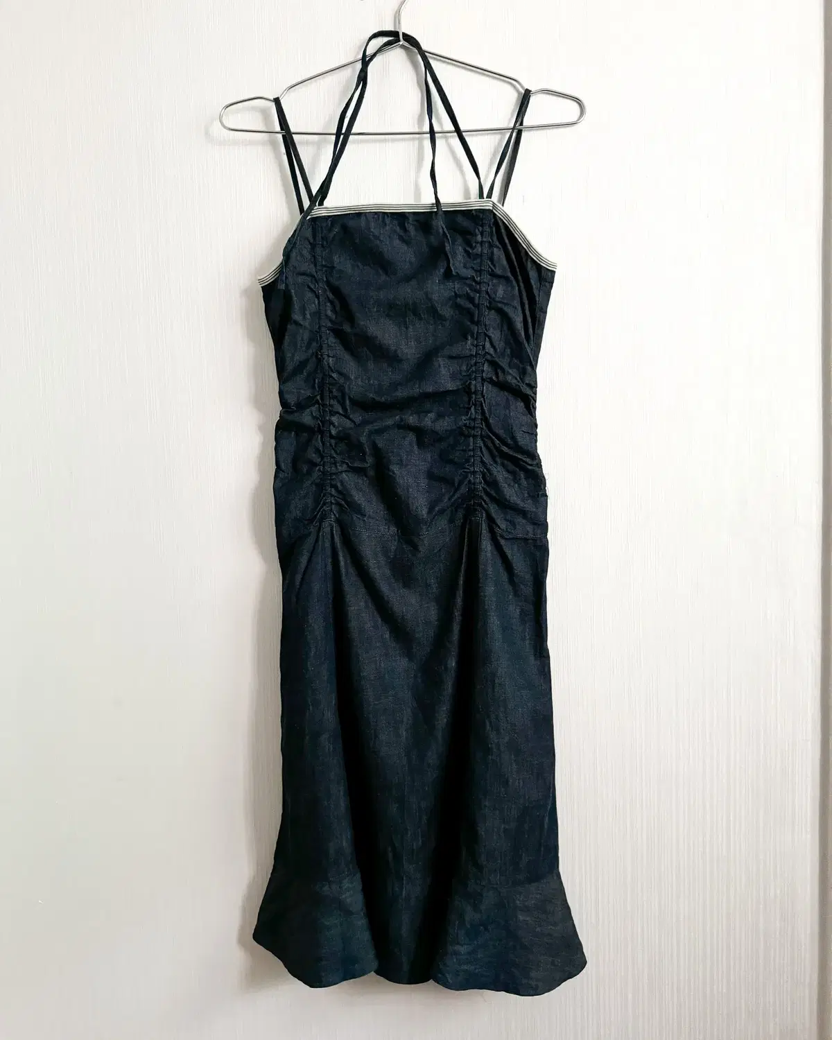 Shirring point denim sleeveless onepiece