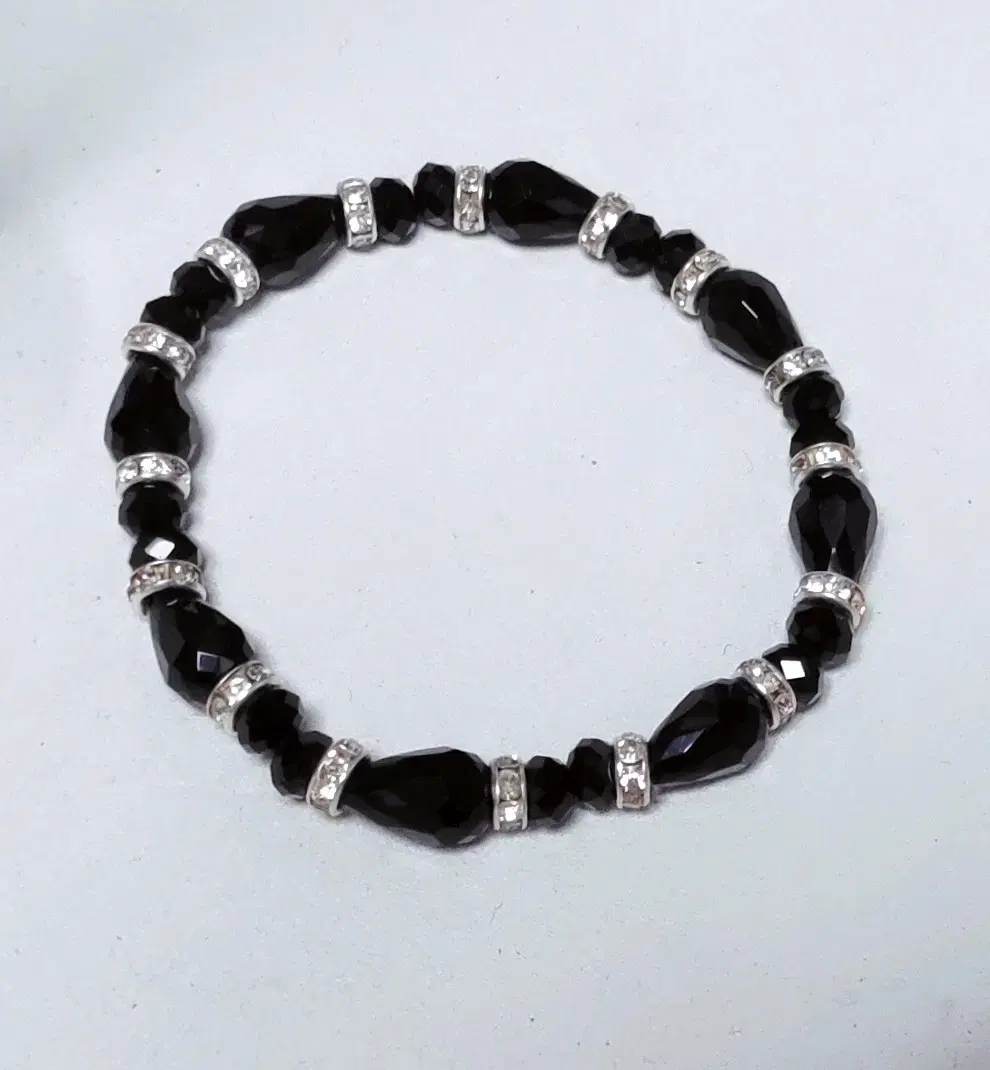 Black Beads Cubic Bracelet