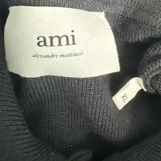 AMI small heart KNIT POLO 아미 하트로고 니트 폴로