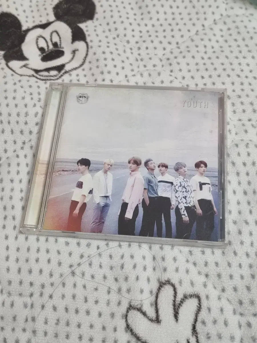 BTS Japan album YOUTH sells