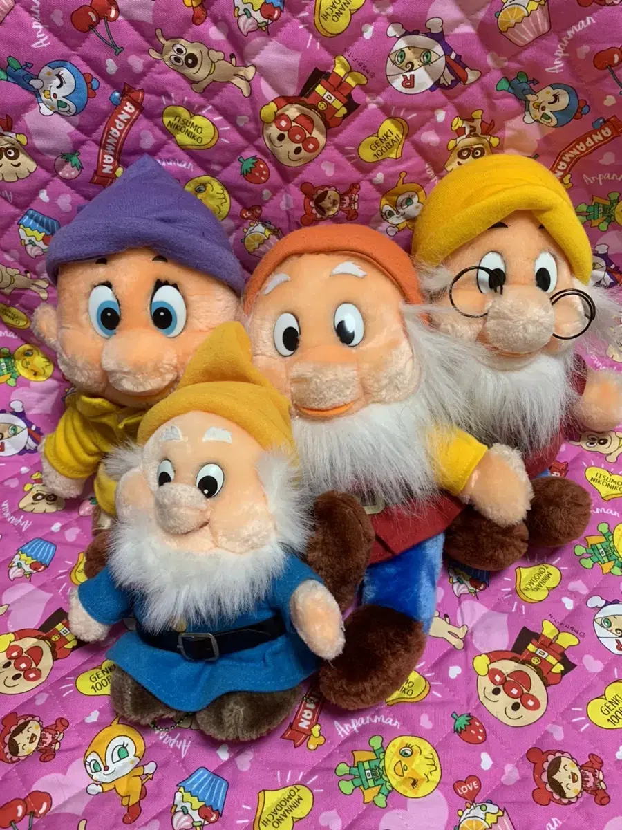 Seven Dwarfs doll in bulk