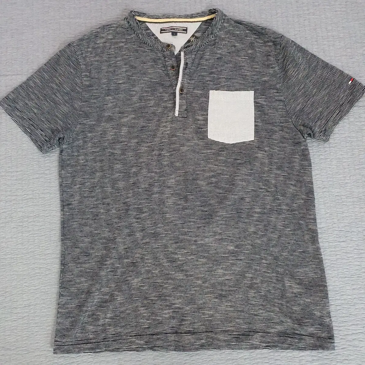 Men100 Tommy Hilfiger Henri Neck Vahn Tee