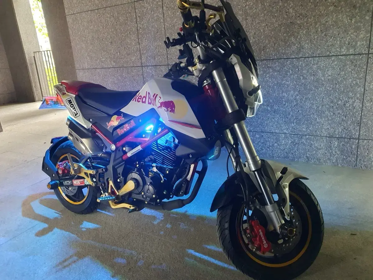 베넬리125