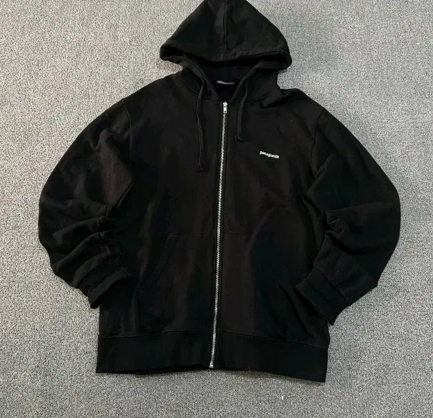 Patagonia Hooded Zip-up Jacket 105/XL