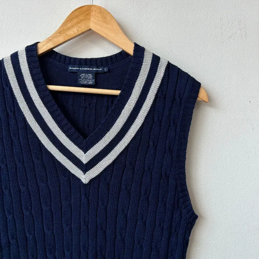 11434 - Polo Ralph Lauren Cable Cricket Knit Vest