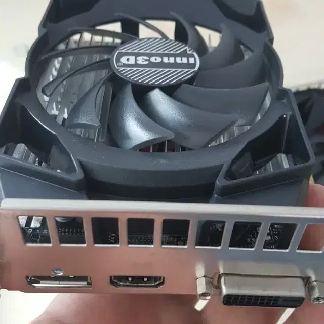 GTX 1050 - inno3D 무전원