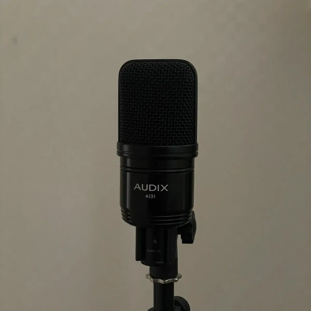 audix 오딕스 a131/a133 컨댄서마이크 판매합니다.