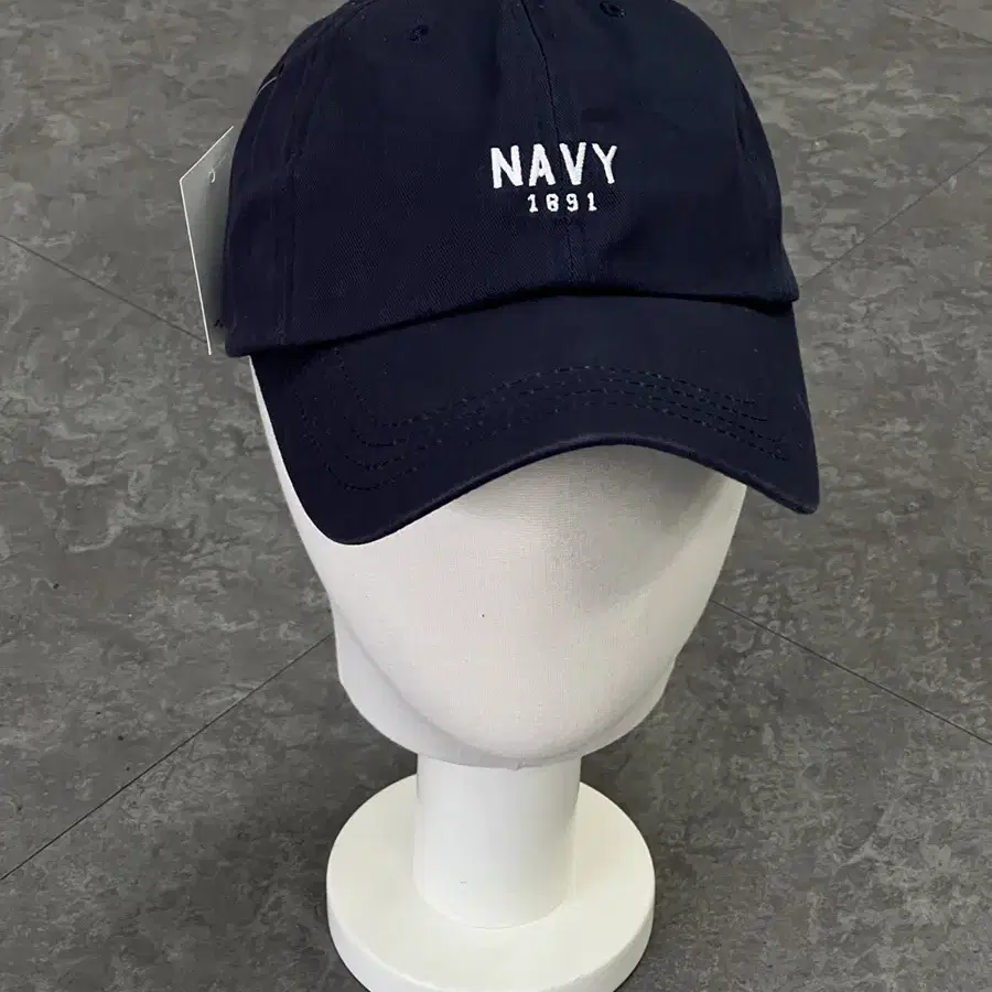 NAVY 얼굴소멸 볼캡 (네이비) 새상품