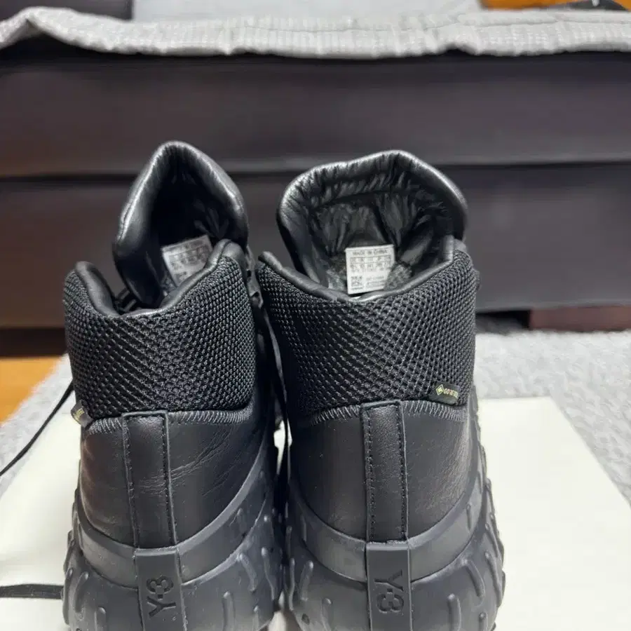 Y3 GR 1P SNEAKERS HIGH 285mm (새싱품)