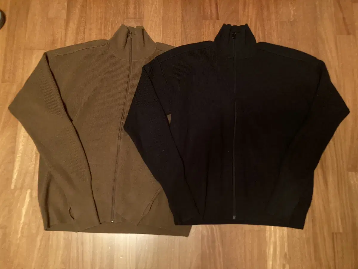 UniqloU Merino Full Zip Sweater L in bulk