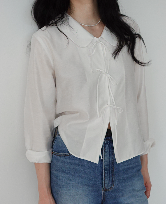 모데스트무드 Glossy Blouse 네이비색상