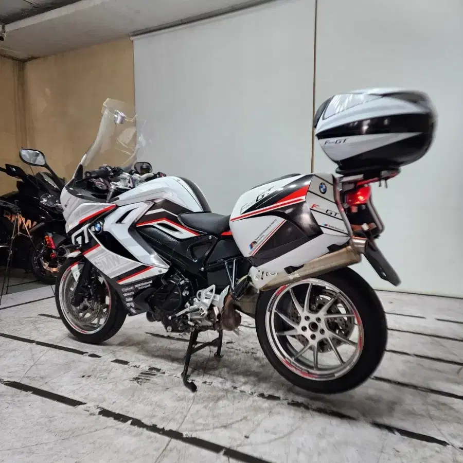 (BMW) F800GT 16년식 짧은키로수 부산울산대전충북마산경기거제인천