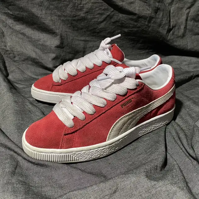 Puma Suede Classic Sz 7 (250)