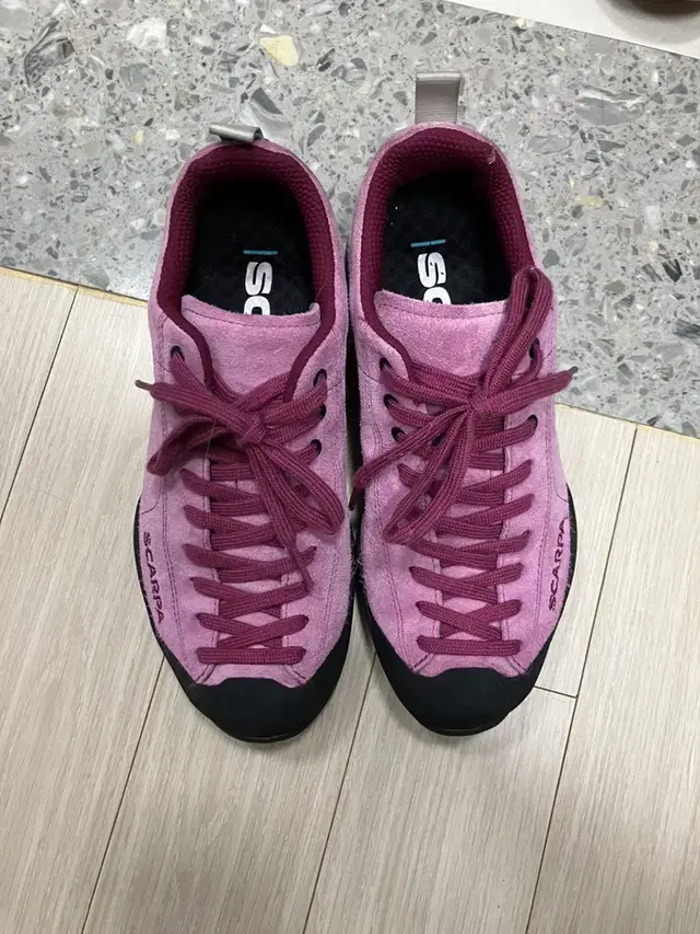 스카르파 Scarpa mogito rose GTX