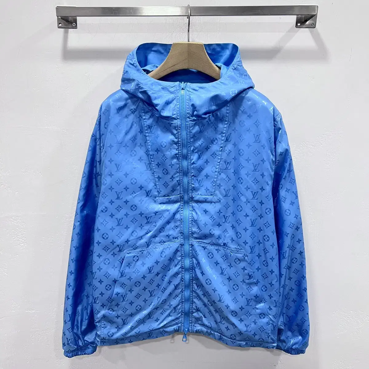 24SS Louis Vuitton Monogram Reversible Windbreaker / 52