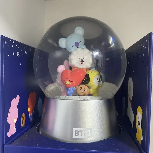 방탄 BT21 스노우볼 팔아요