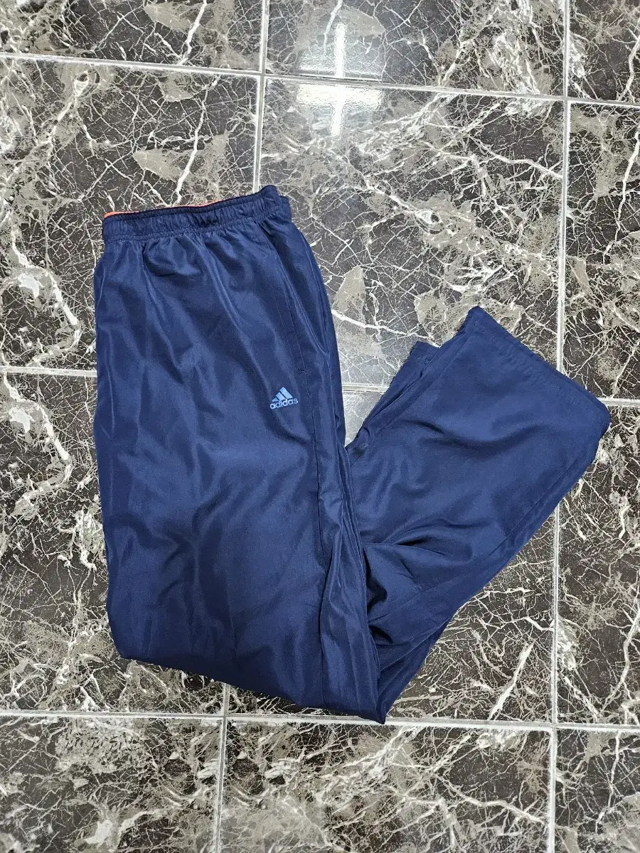 4XL to 40" Adidas Woven Pants