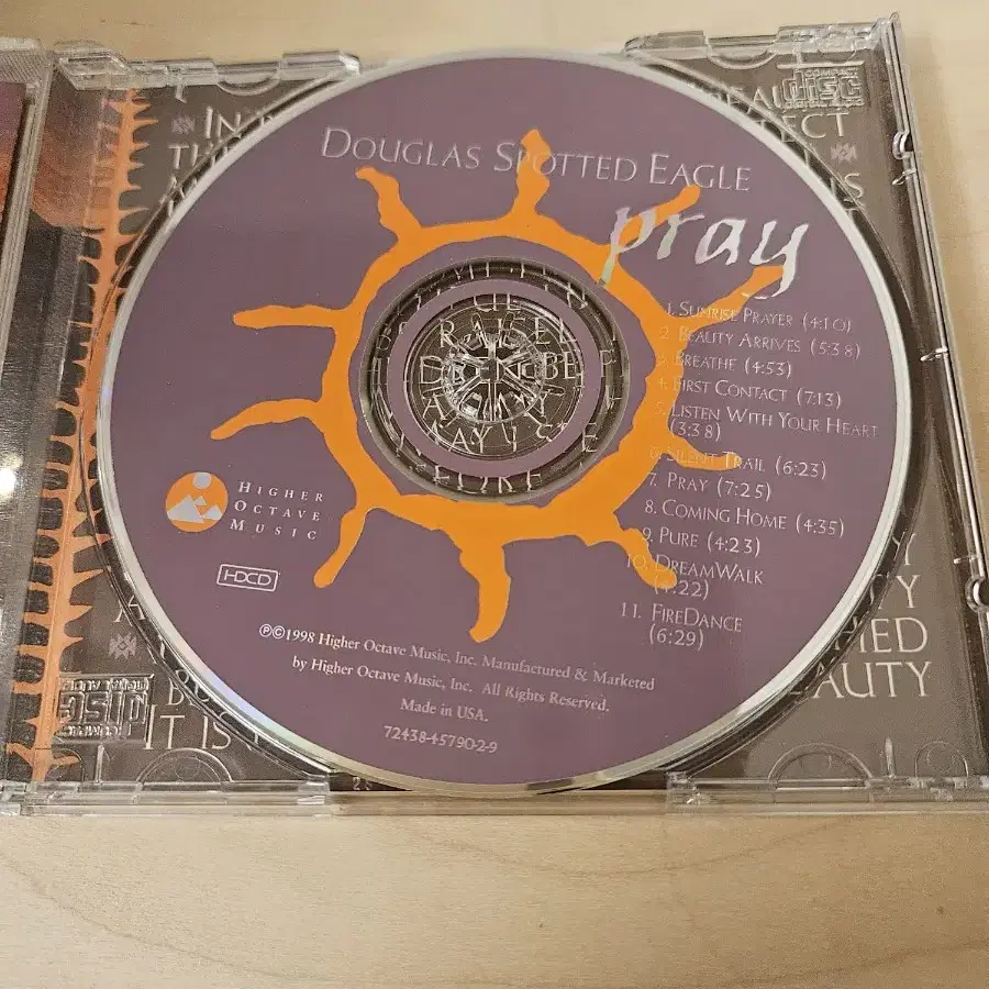 Douglas Spotted Eagle의 "Pray"cd