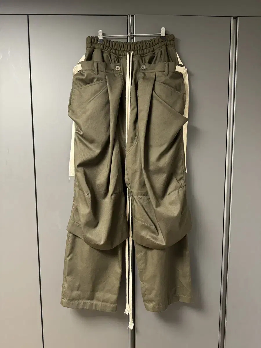 NewChief Chic Defy Combine Layered Pants Khaki