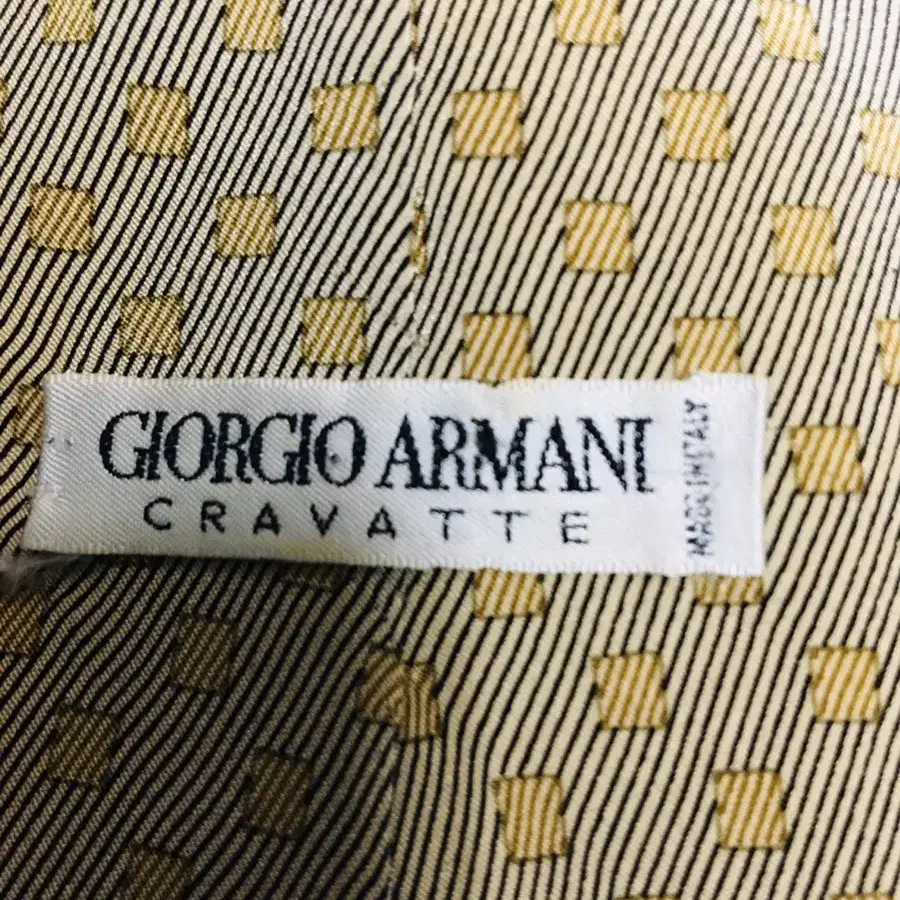 GIORGIO ARMANI 넥타이 Italy (미사용품 수준)