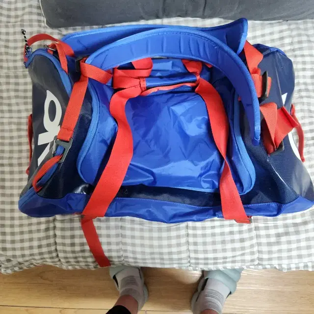 노스페이스 CARRYOUT DUFFEL 40L 배낭팝니다 딱 1회사용