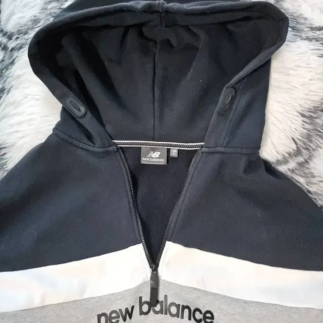 뉴발란스 new balance 하프집업 후드티셔츠 105 xl