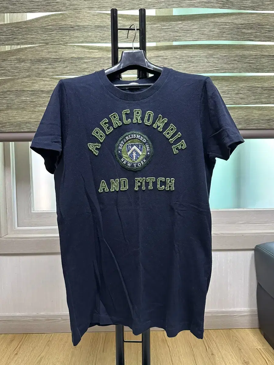 [S]649.Abercrombie Short Sleeve T-Shirt in Navy