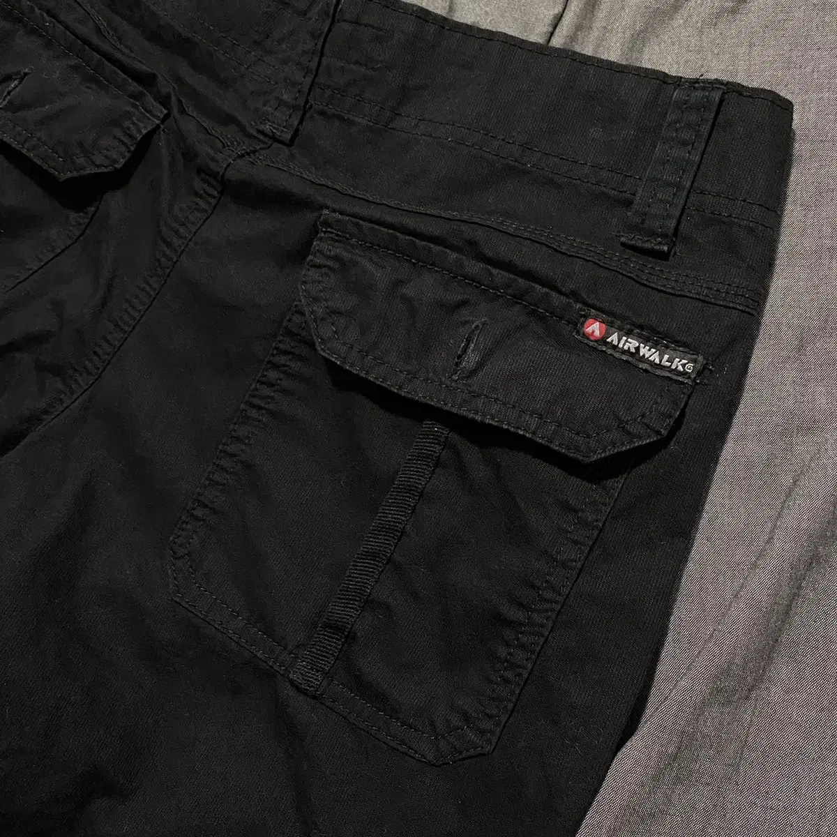 AIRWALK Shorts Sz 32