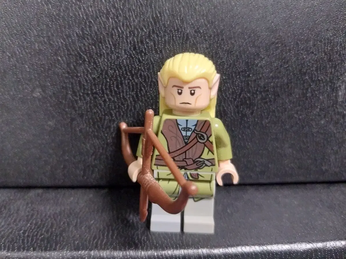 Lego Lord of the Rings Legolas for sale.