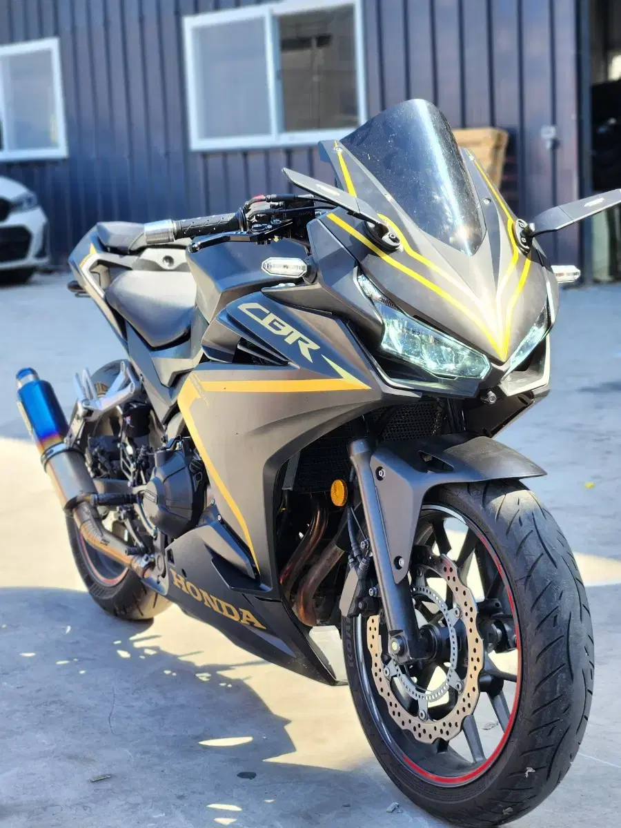 cbr500r  21년식 13000km  600만원  저렴하게 판매합니다