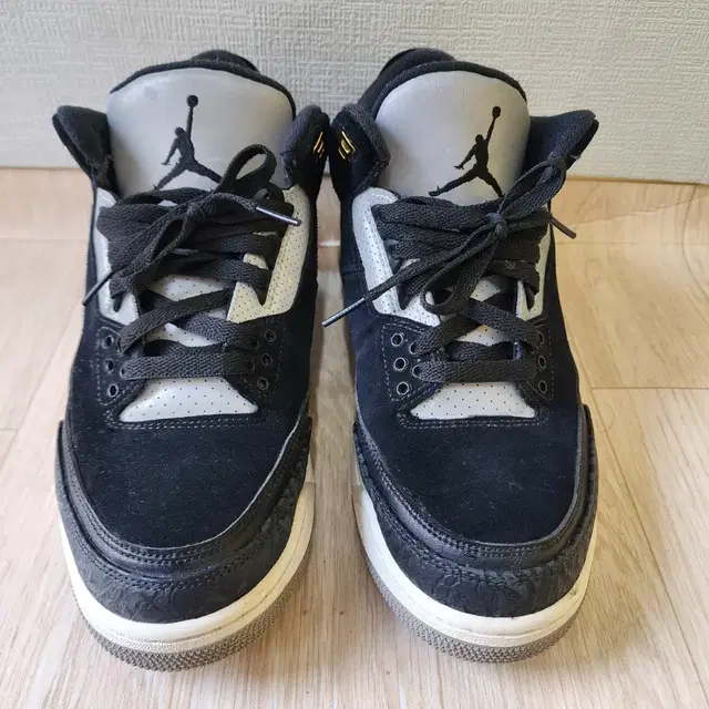 Jordan 3 Retro Tinker Black Cement Gold