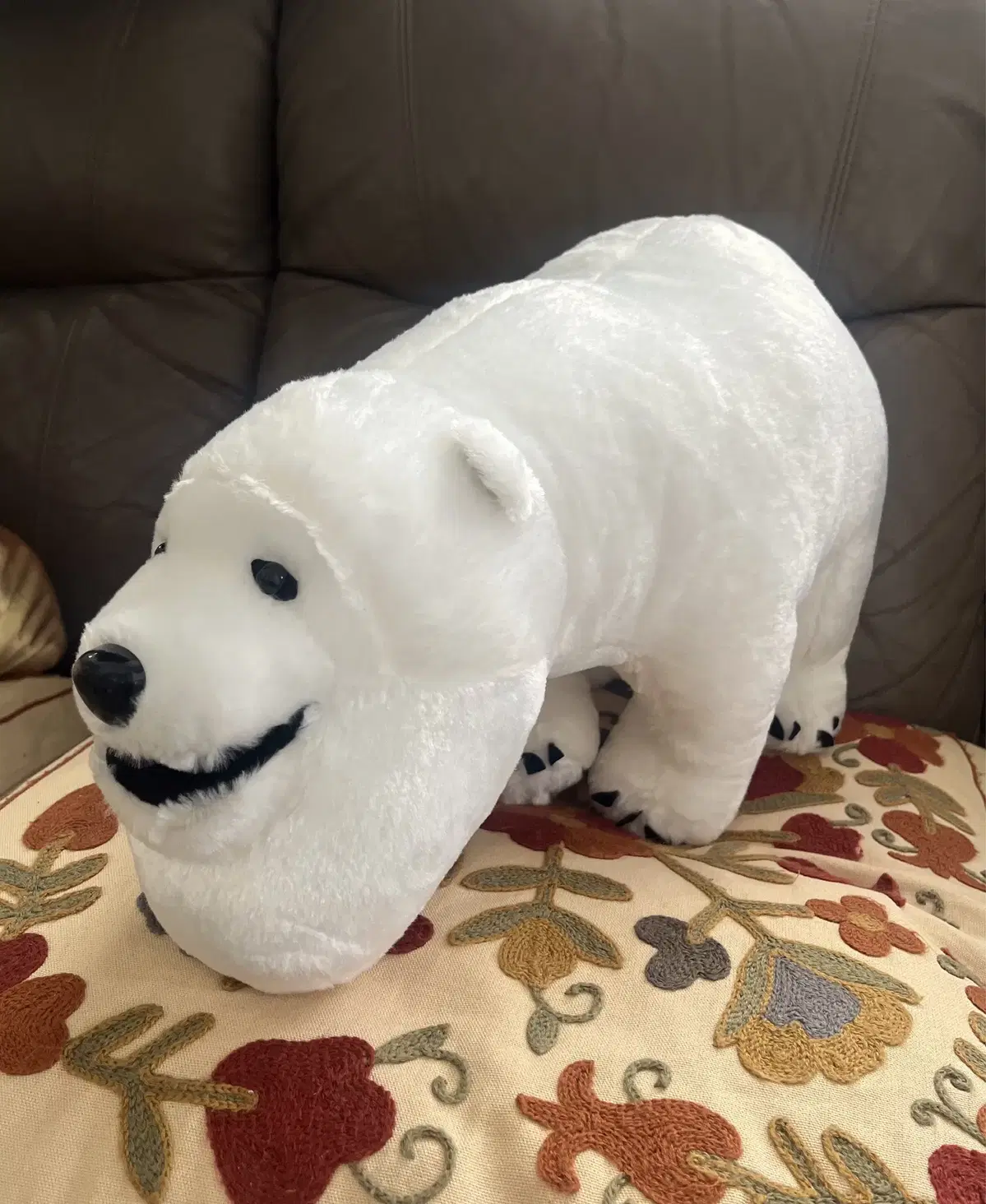 Taipo White Bear doll (toy interior accessory)