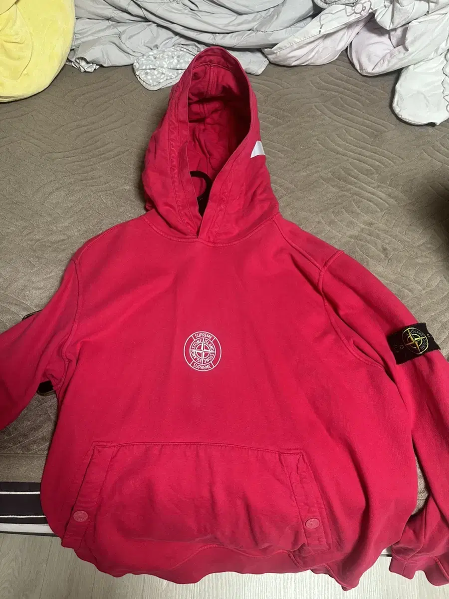 [LX] Supreme Stone Magenta Hood