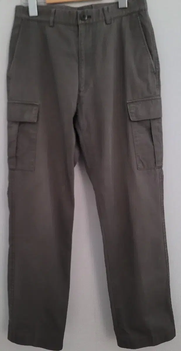 Burberry Japanese Cargo Pants 29.