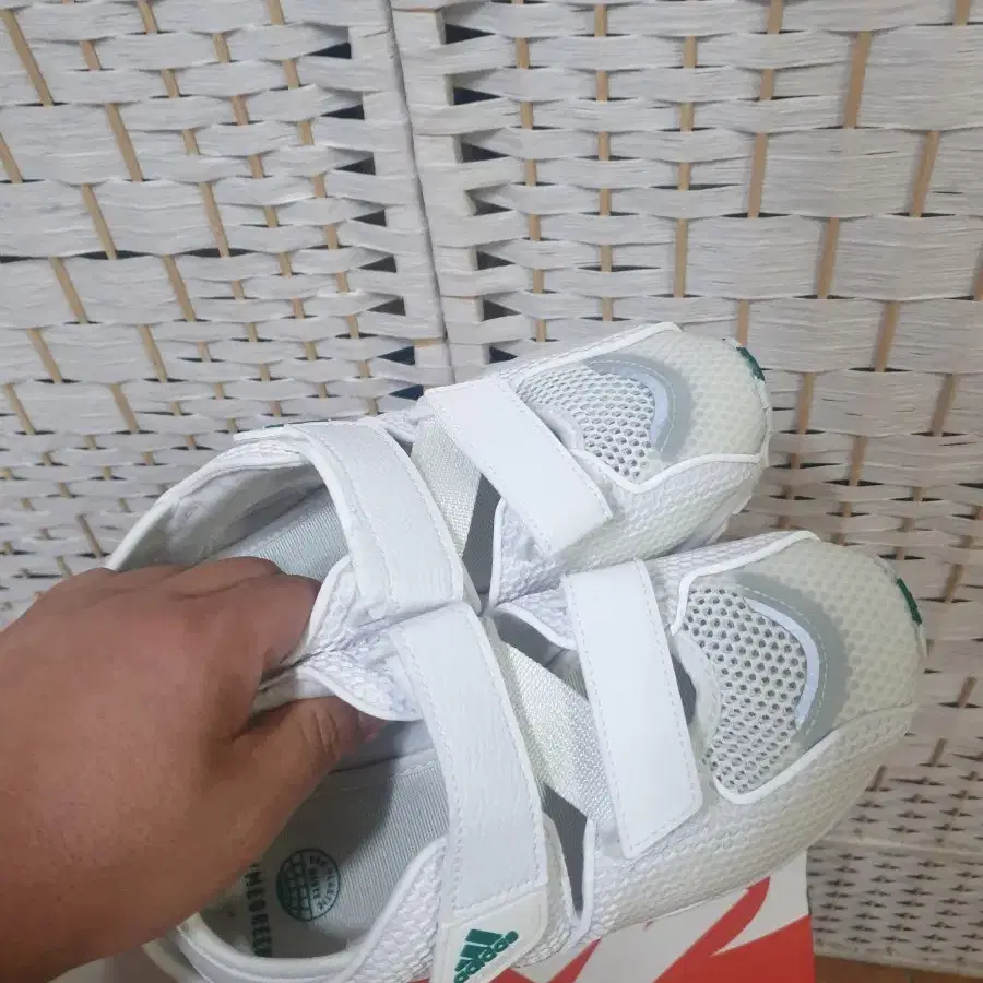 ADIDAS 아디다스 EQT93 이큅먼트93 샌들 245mm 세탁완료