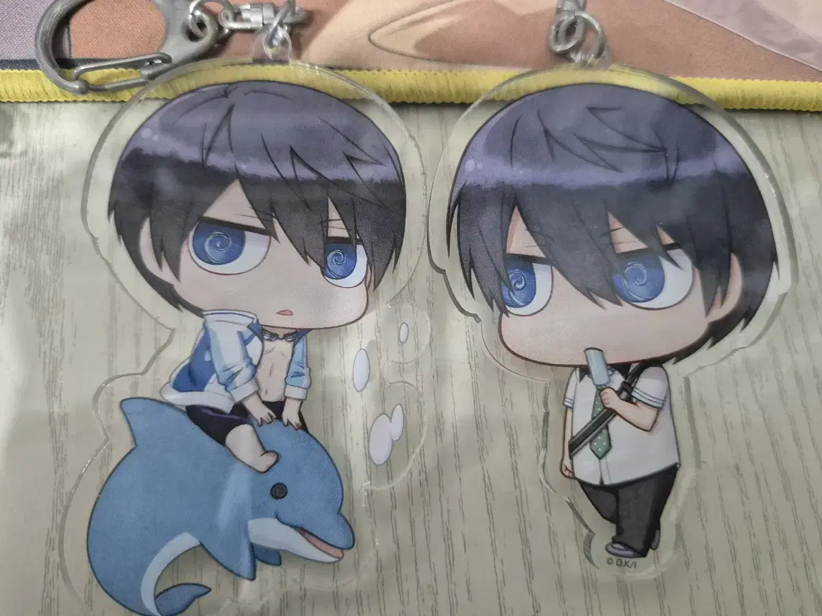 Free! Free nayeon seharuka acrylic keyrings sell in bulk