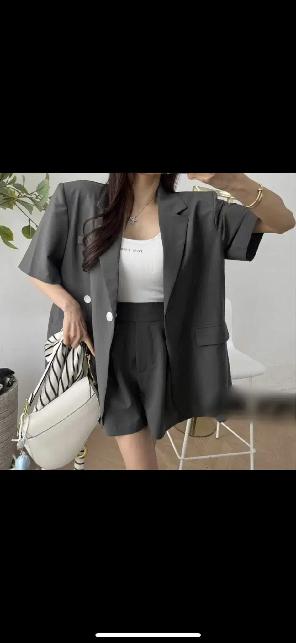 Short-sleeved jacket, shorts, two-piece set