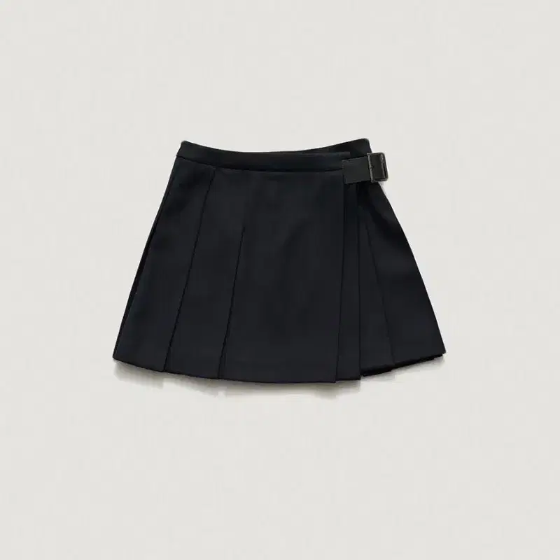 더바넷 buckle strap pleated skirt 새상품